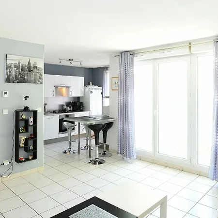 Ambiance Pre Gaudry Apartment